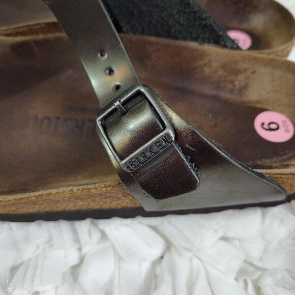 Birkenstock Gizeh Sandals Womens Size 9 Silver Metallic Thong Comfort EU 40 - Picture 6 of 16